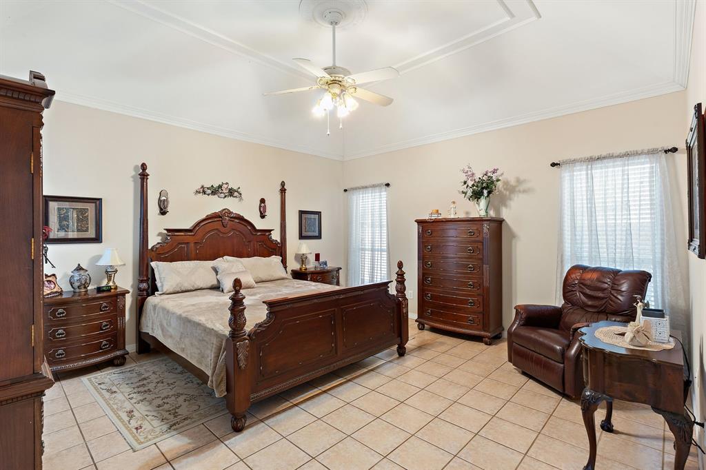 Country Club 01 - Residential