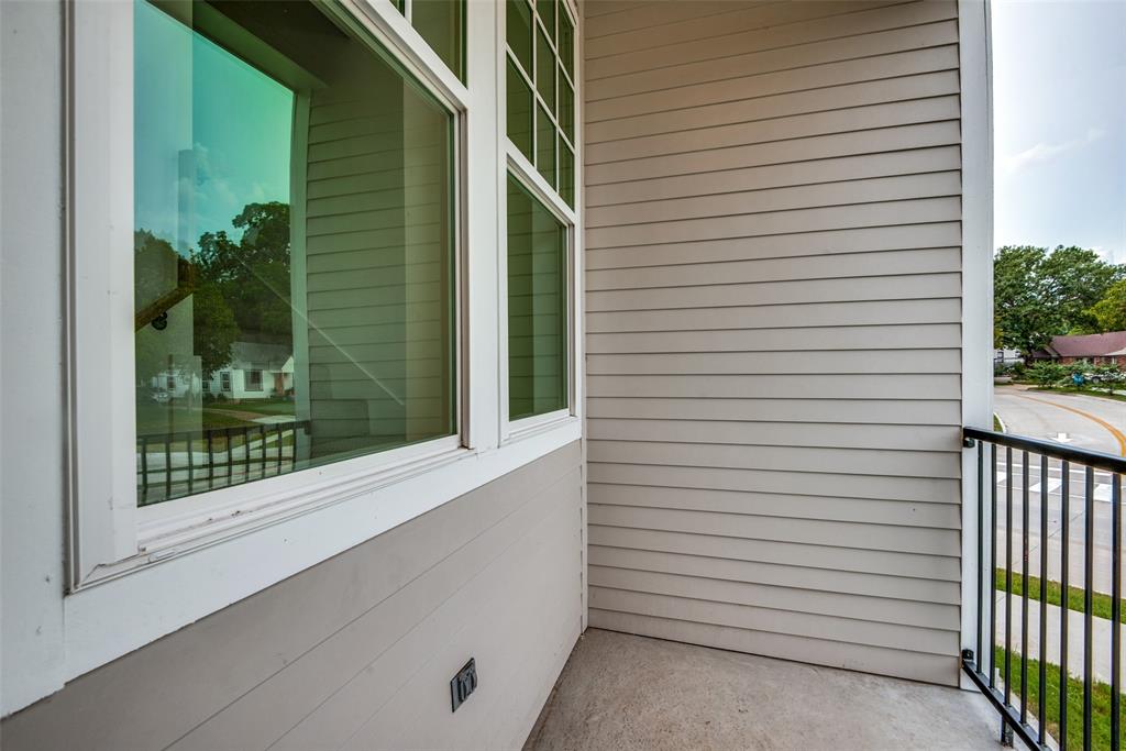 TYPO TOWNS - Residential Lease