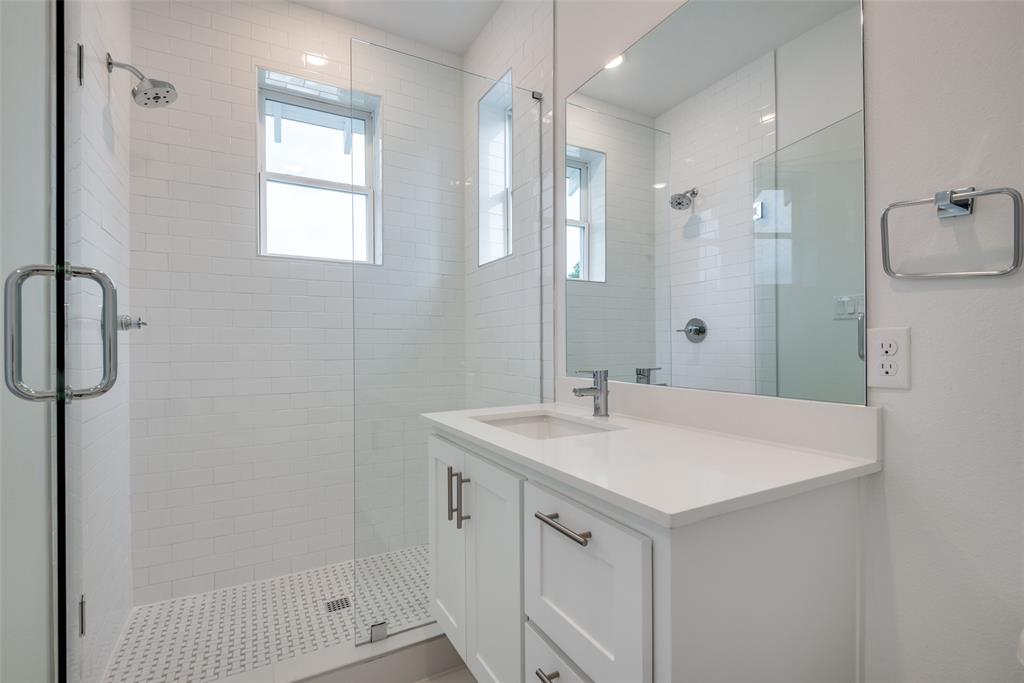 TYPO TOWNS - Residential Lease