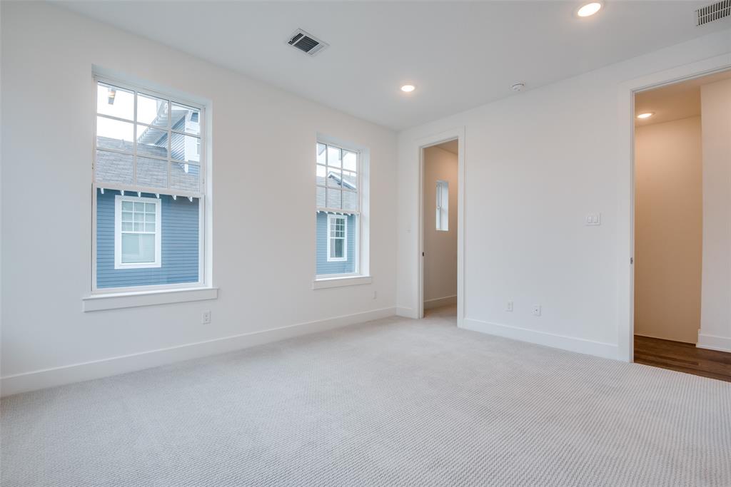 TYPO TOWNS - Residential Lease