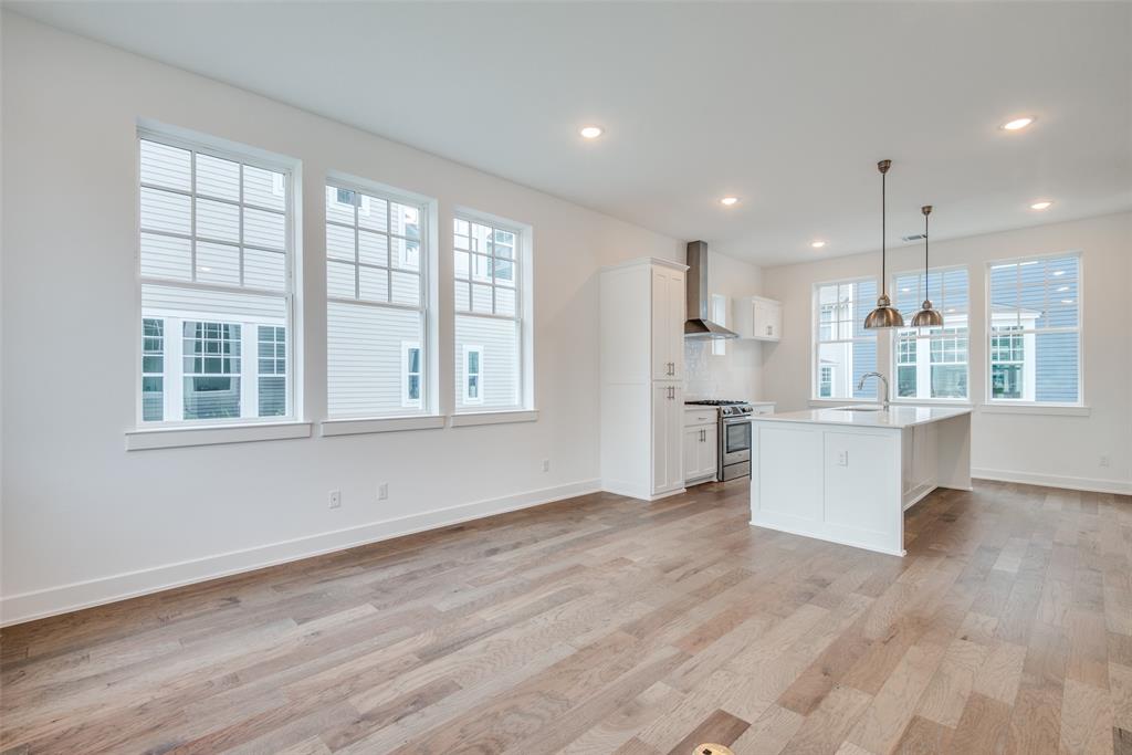 TYPO TOWNS - Residential Lease