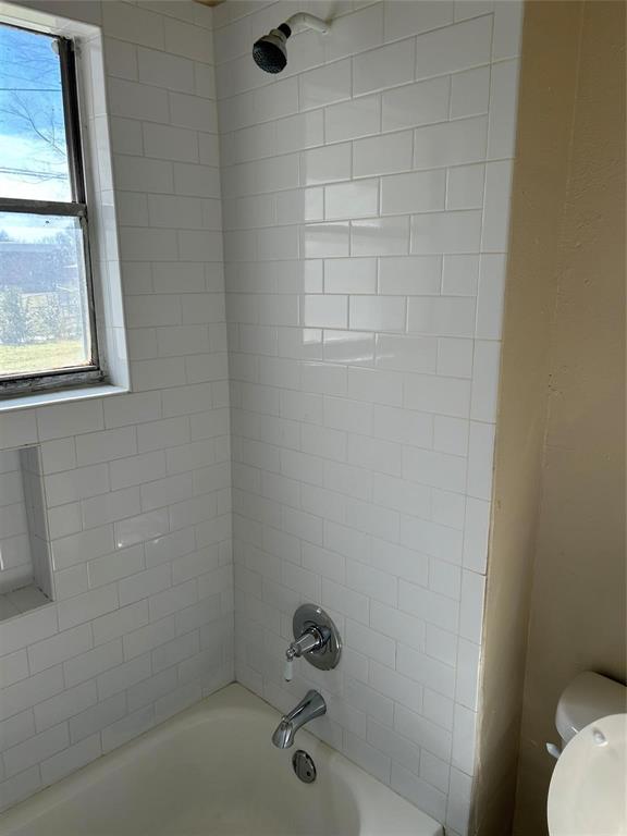 Hamilton Park Add Sec 08 - Residential Lease