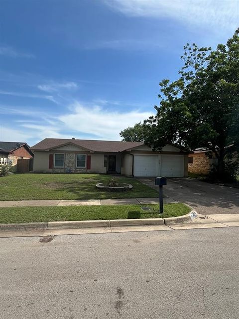 116 Volunteer Drive Arlington TX 76014