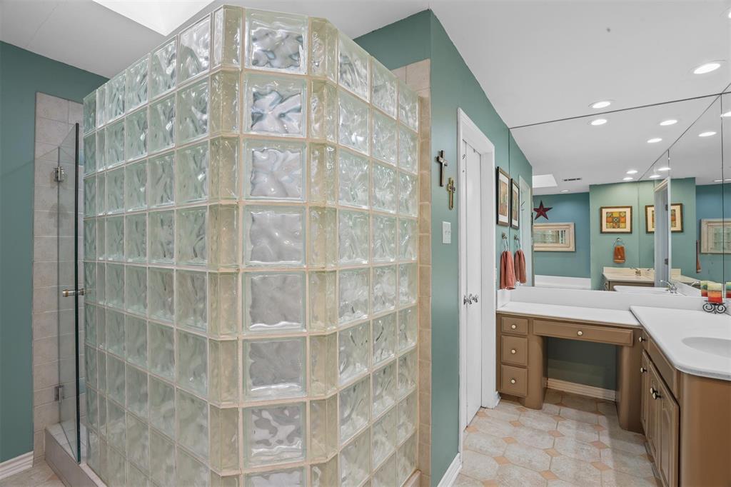 ABS A0354 JAS GRAYUM SURVEY, TRACT 32, 2.499 ACRES - Residential