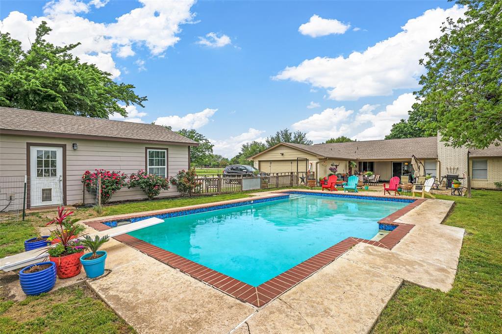 ABS A0354 JAS GRAYUM SURVEY, TRACT 32, 2.499 ACRES - Residential