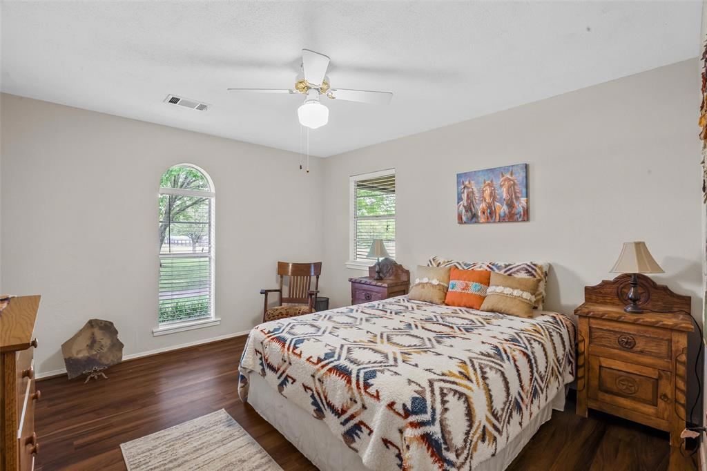 ABS A0354 JAS GRAYUM SURVEY, TRACT 32, 2.499 ACRES - Residential