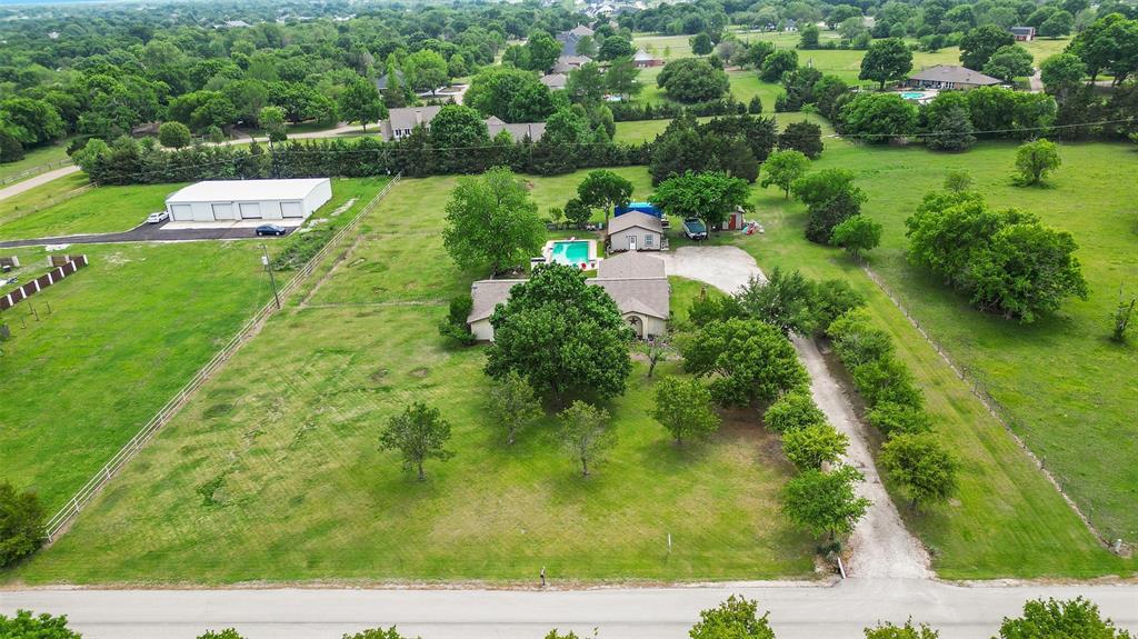 ABS A0354 JAS GRAYUM SURVEY, TRACT 32, 2.499 ACRES - Residential