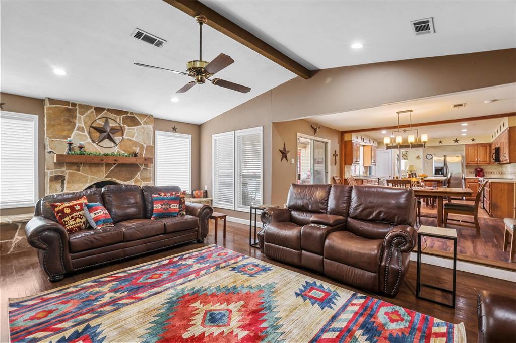 ABS A0354 JAS GRAYUM SURVEY, TRACT 32, 2.499 ACRES - Residential