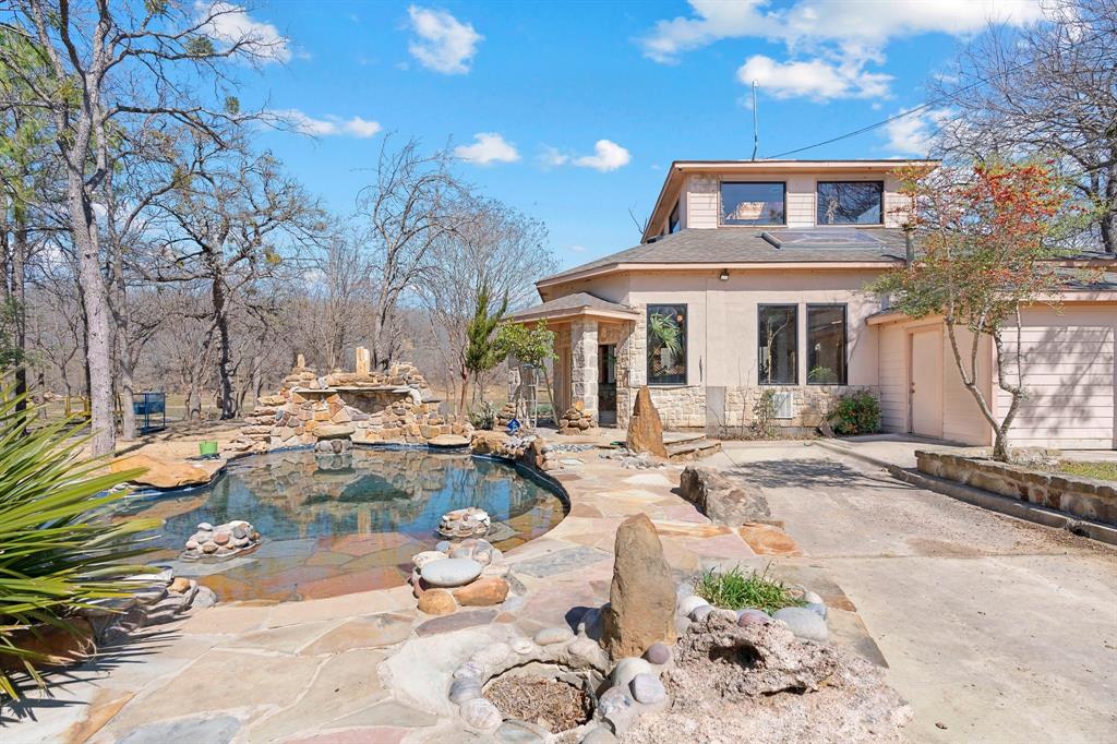 228 Private Road 1758