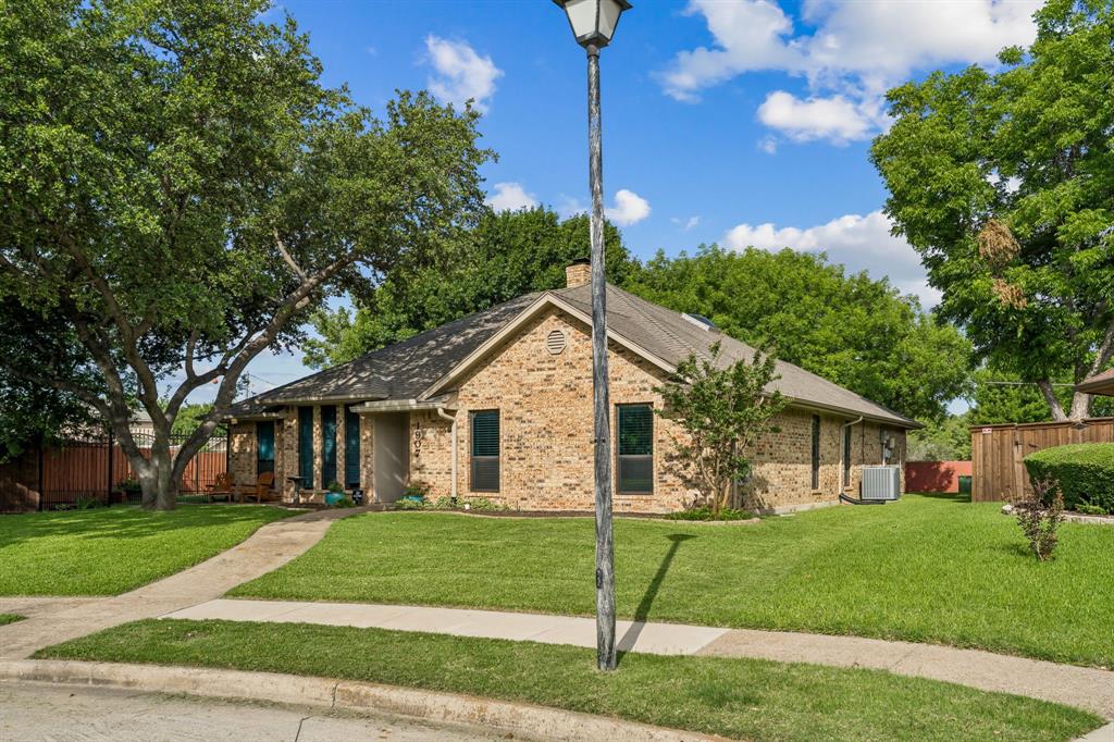 1907 Lansdown Court