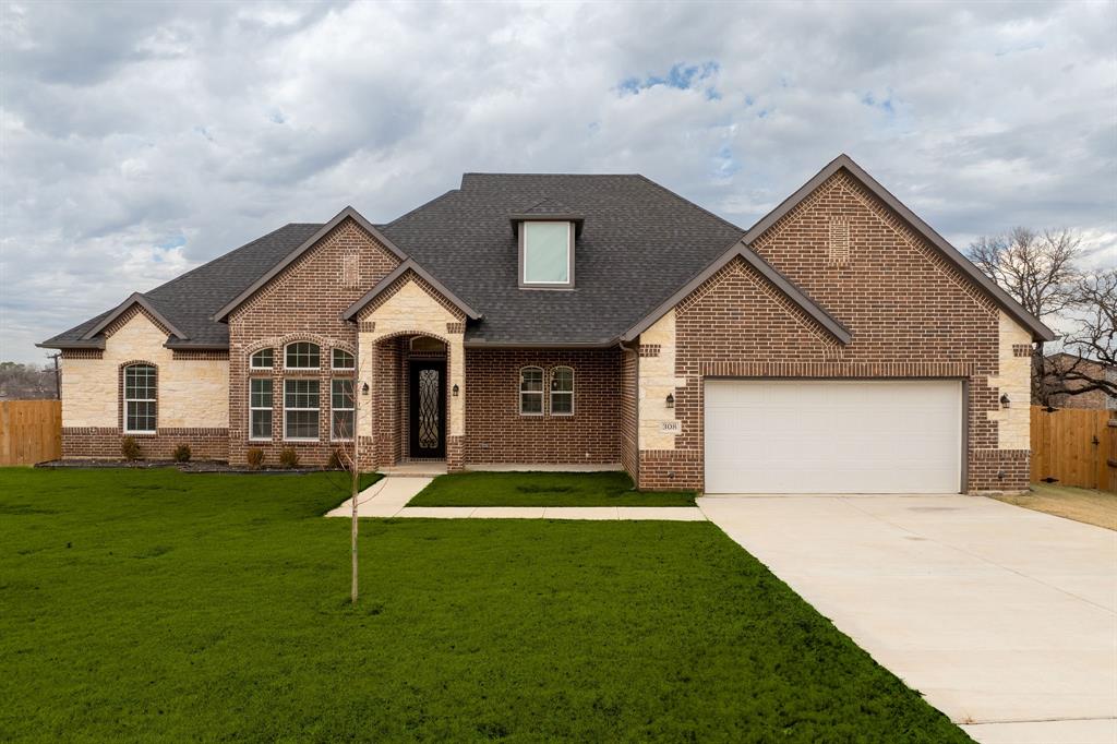 308 Oakwood Drive
