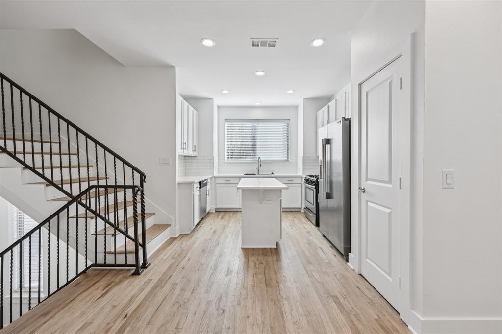 Hudson Street Twnhms South - Residential