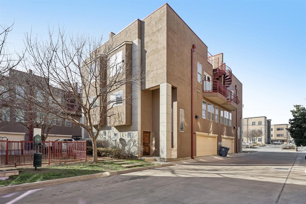 Hudson Street Twnhms South - Residential