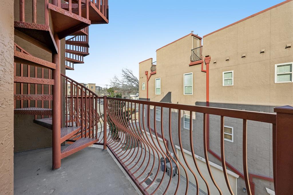 Hudson Street Twnhms South - Residential