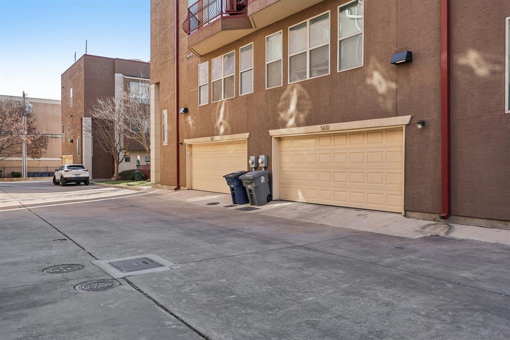 Hudson Street Twnhms South - Residential