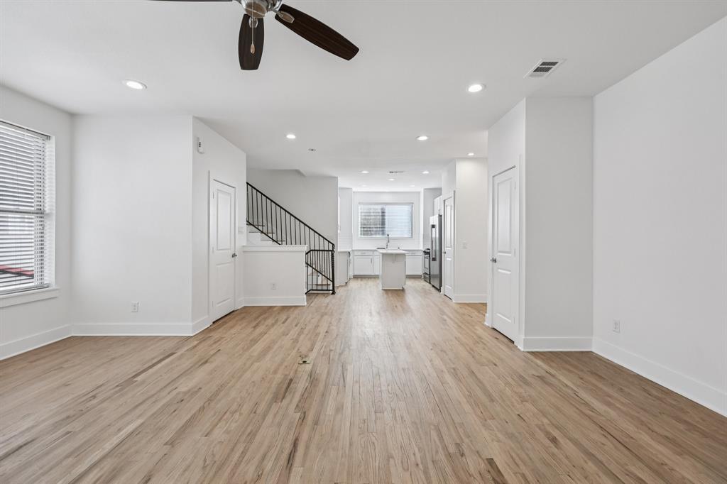 Hudson Street Twnhms South - Residential