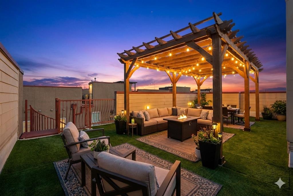 Hudson Street Twnhms South - Residential