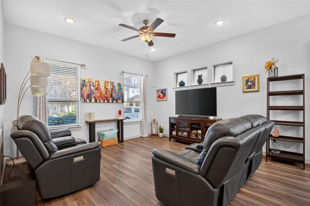 6532 Northern Dancer Drive