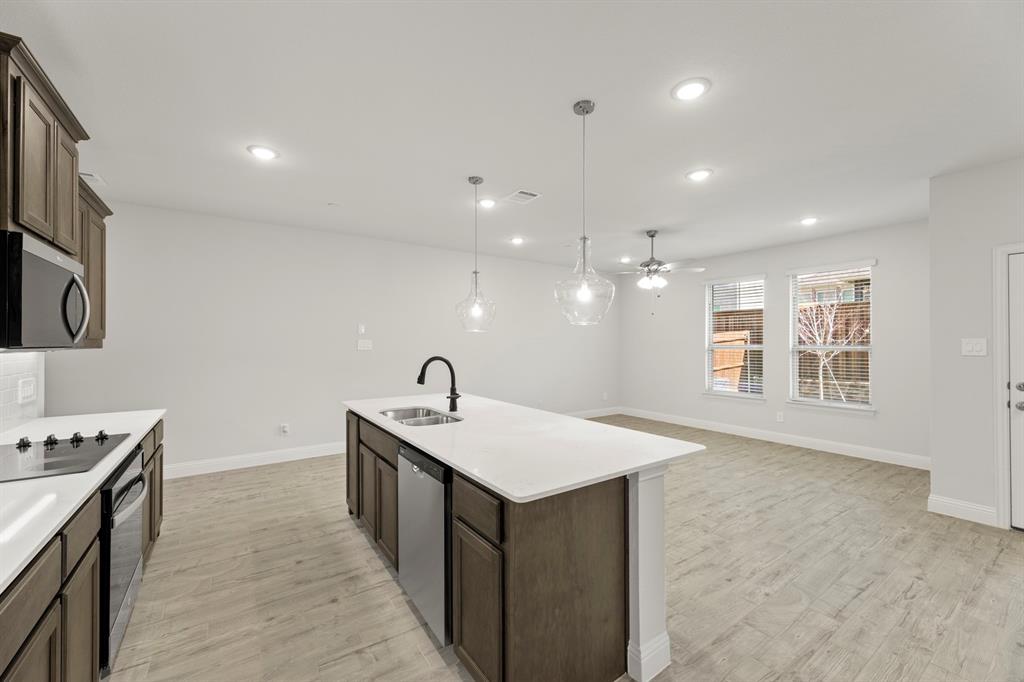 Sereno Oaks at Buckner Terrace - Residential