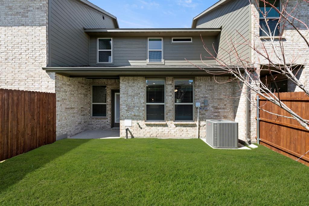 Sereno Oaks at Buckner Terrace - Residential