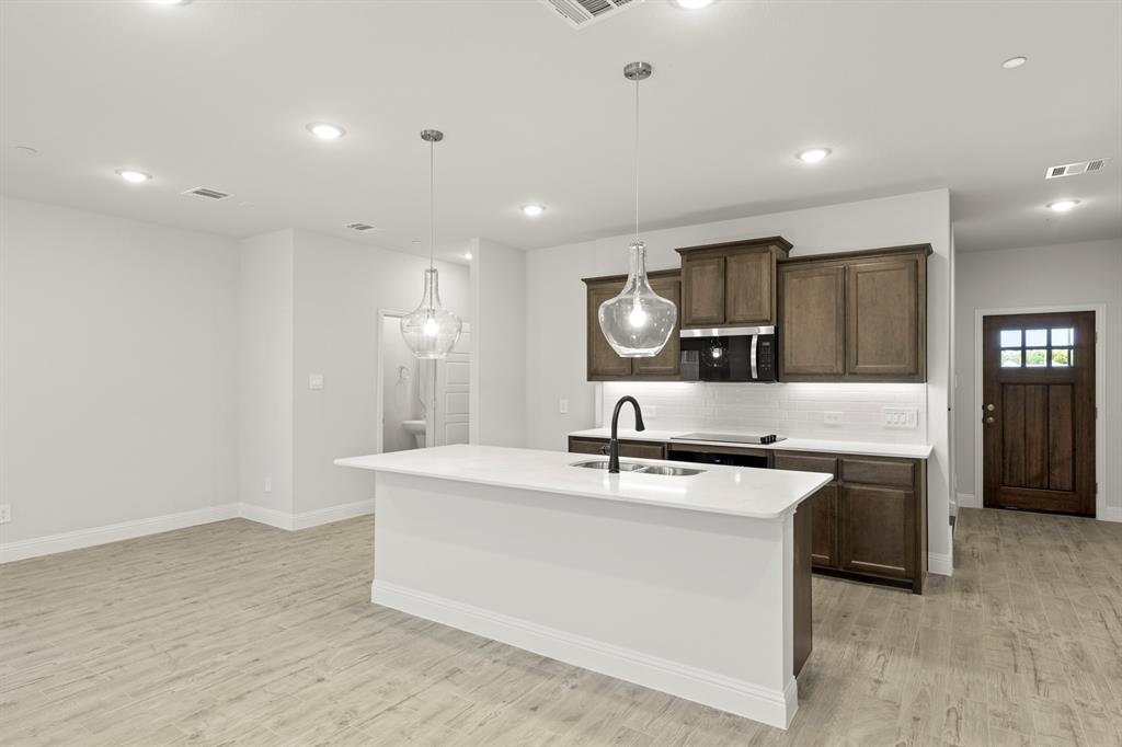 Sereno Oaks at Buckner Terrace - Residential