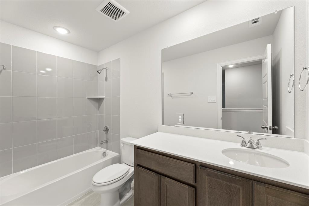 Sereno Oaks at Buckner Terrace - Residential