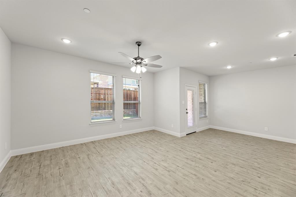 Sereno Oaks at Buckner Terrace - Residential