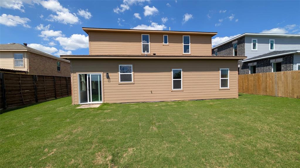 Spring Ridge Ph 01 - Residential
