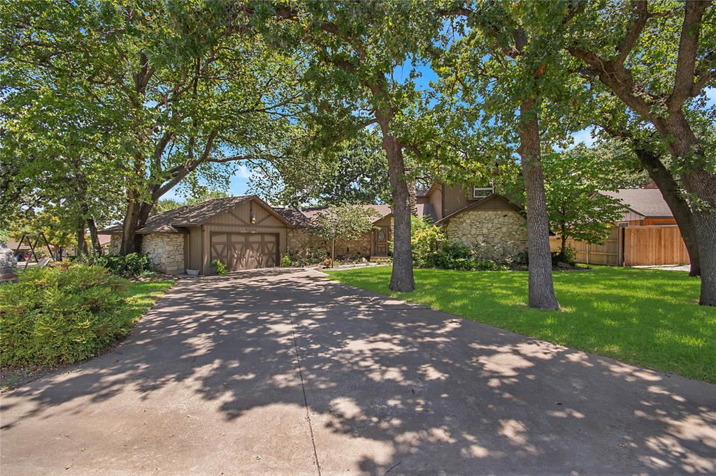 3526 Lakeridge Drive