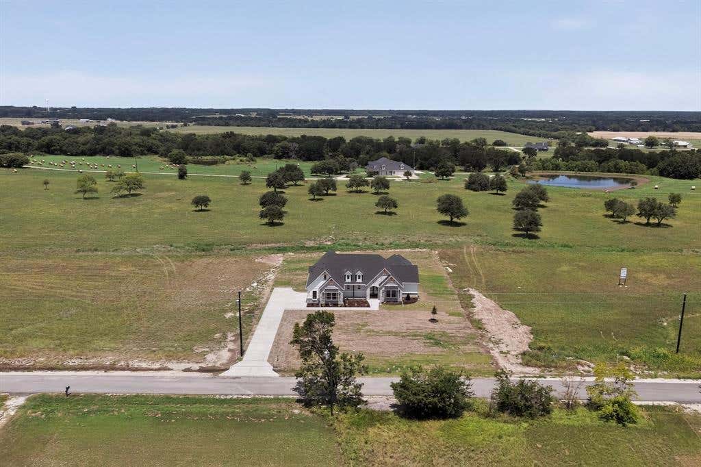 Photo of 311 VZ County Road 3811, Wills Point, TX 75169 (MLS # 21342038)