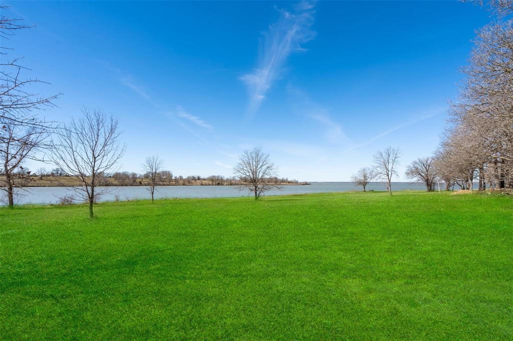 Admiral Shores on Richland Chambers Lake - Land