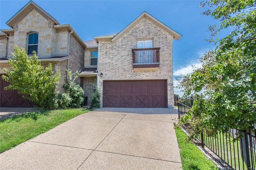 Beautiful home awaits its new tenants. Property is in a gated community and it offers three bedrooms, two full bathrooms and one half bath. Semi open concept living, main bedroom is downstairs while the other bedrooms you will find upstairs. Pets ok but limit size. Tenant and tenants agent to verify all information herein.