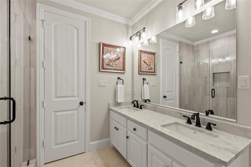 Pinnacle Club - Residential