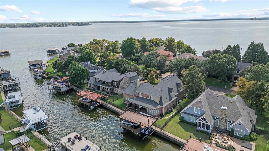 Pinnacle Club - Residential