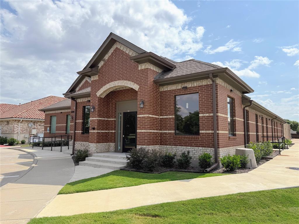 1511 W McDermott Drive 210 and #230
