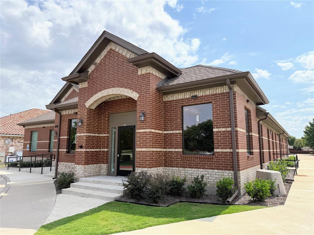 1511 W McDermott Drive 210 and #230