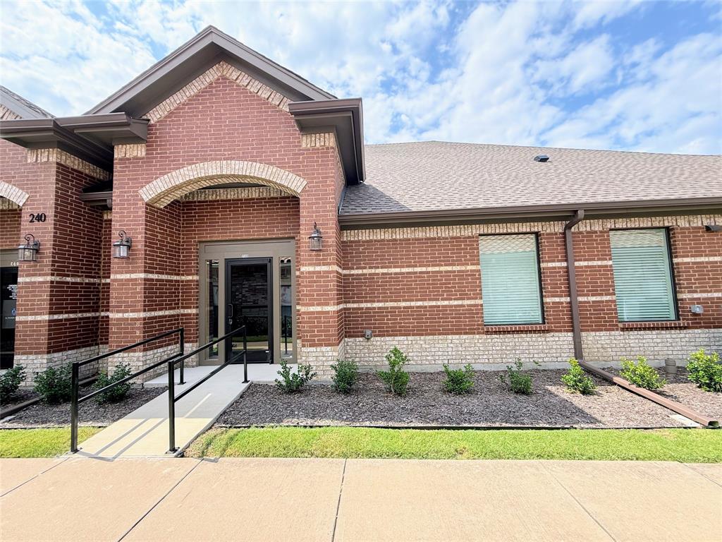 1511 W McDermott Drive 210 and #230