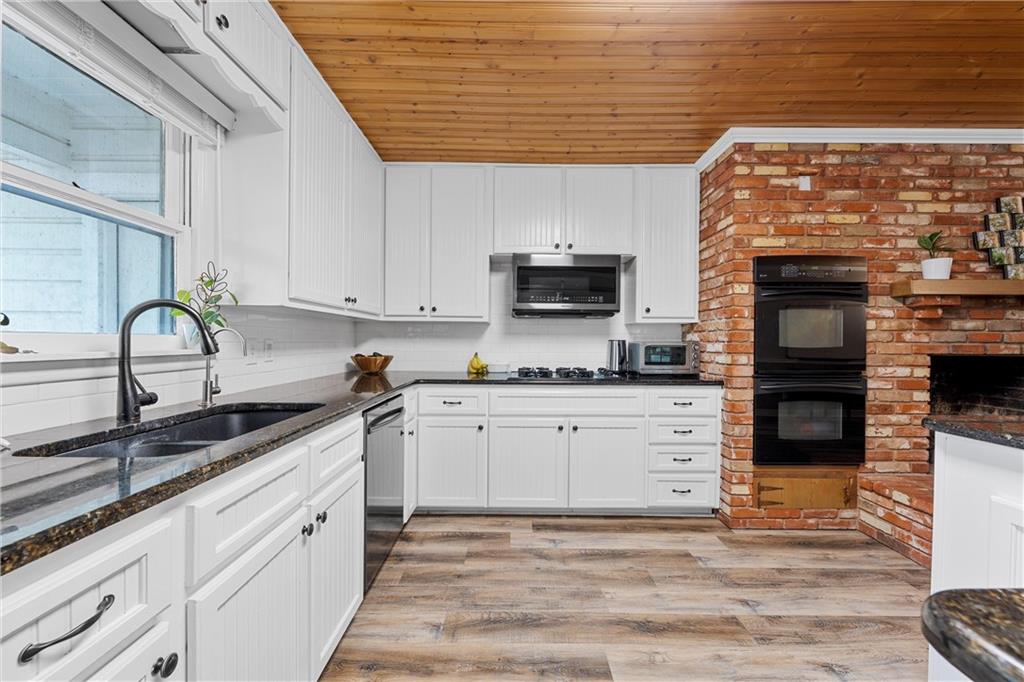 Lake Shore Hills - Residential