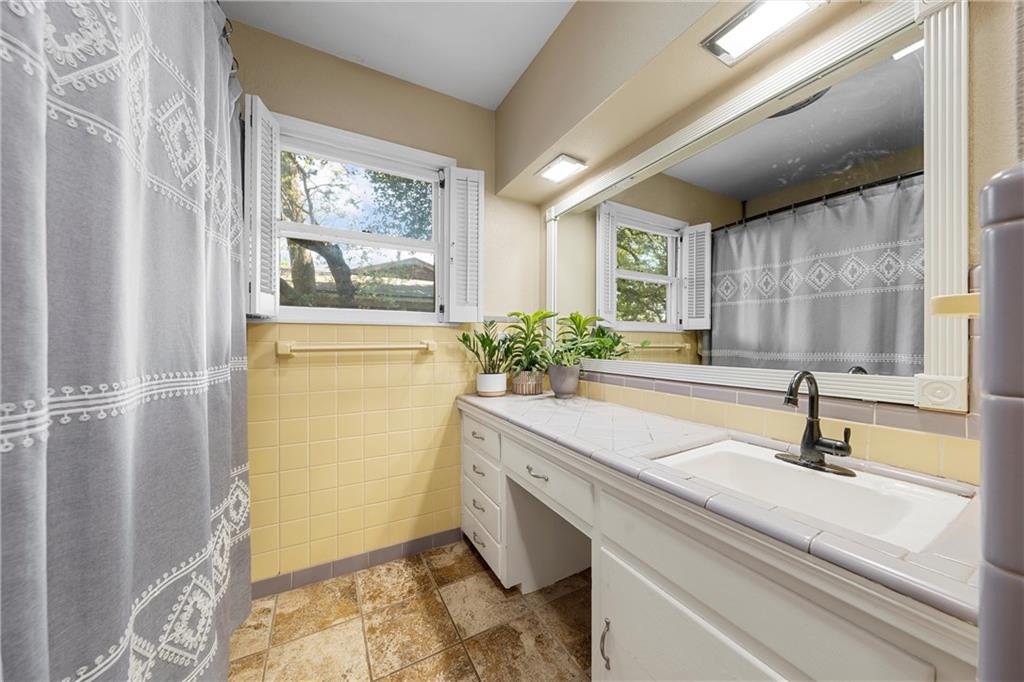 Lake Shore Hills - Residential