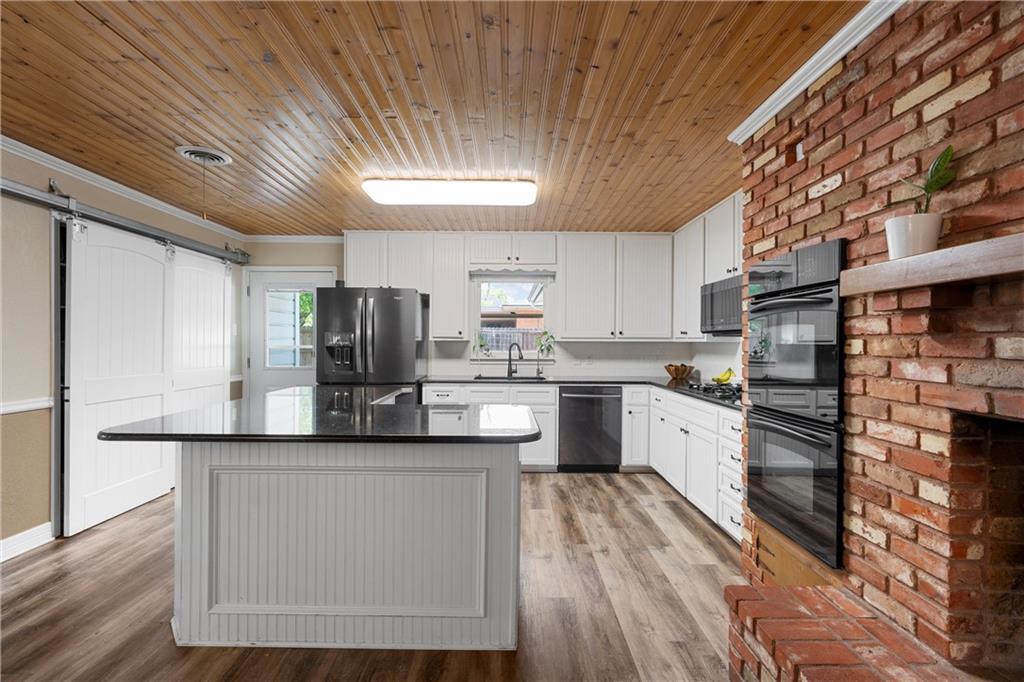 Lake Shore Hills - Residential