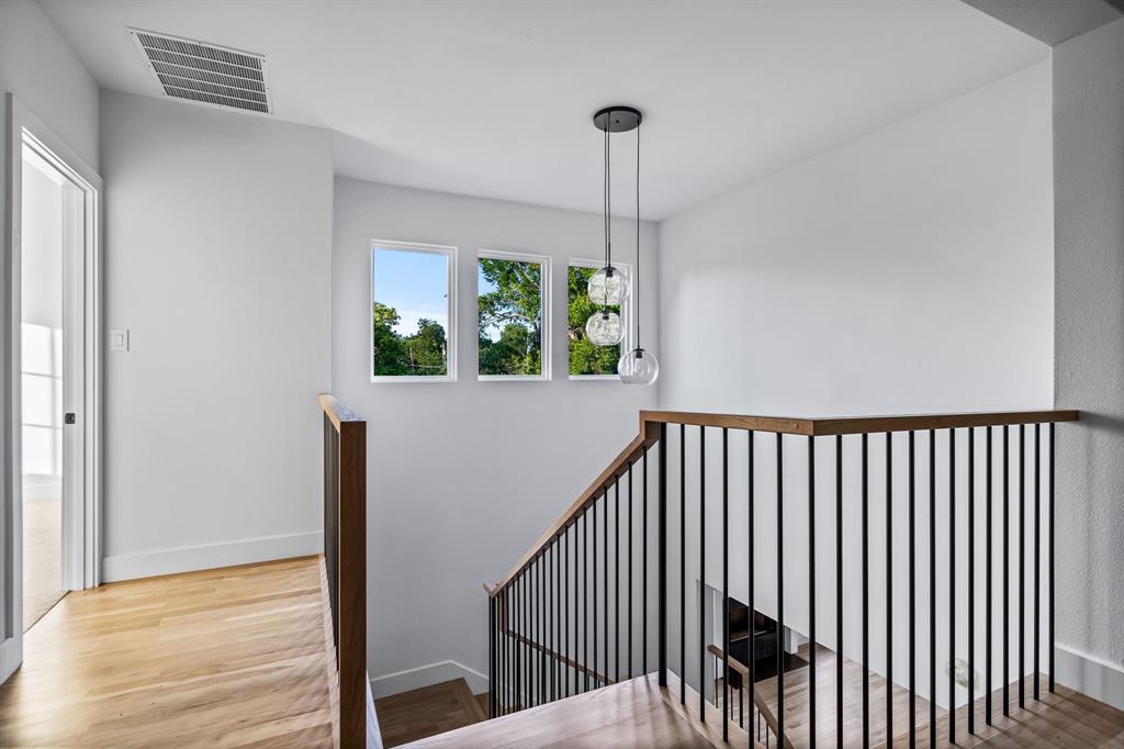 Casa Linda Highlands - Residential