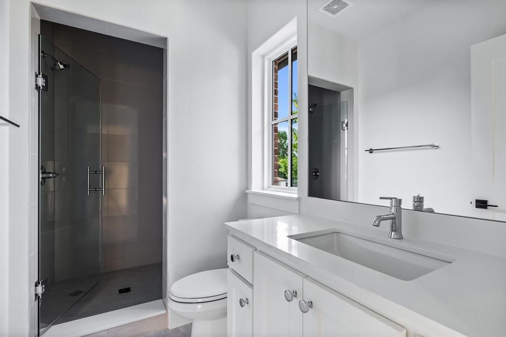 Casa Linda Highlands - Residential