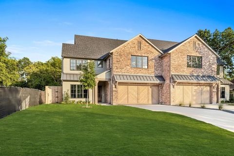 9234 San Fernando Way Dallas TX 75218