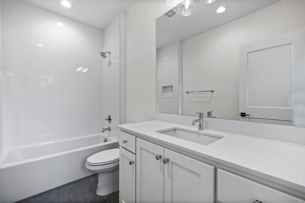 Casa Linda Highlands - Residential