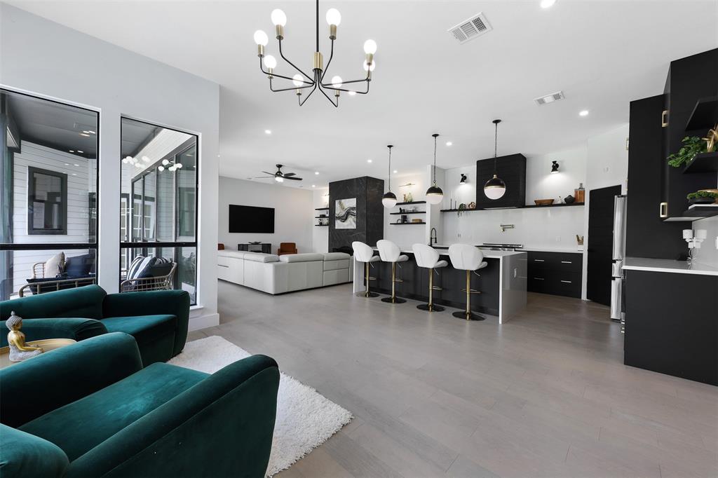 7609 Twelve Oaks Circle