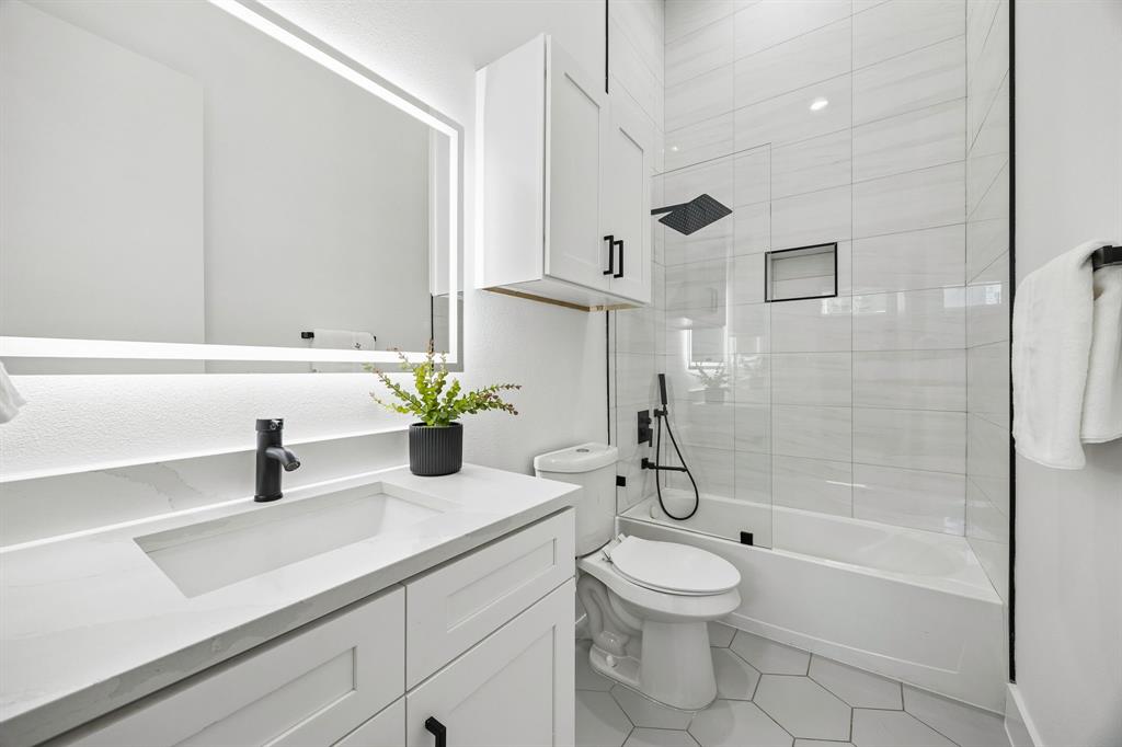 Ross Ave - Residential