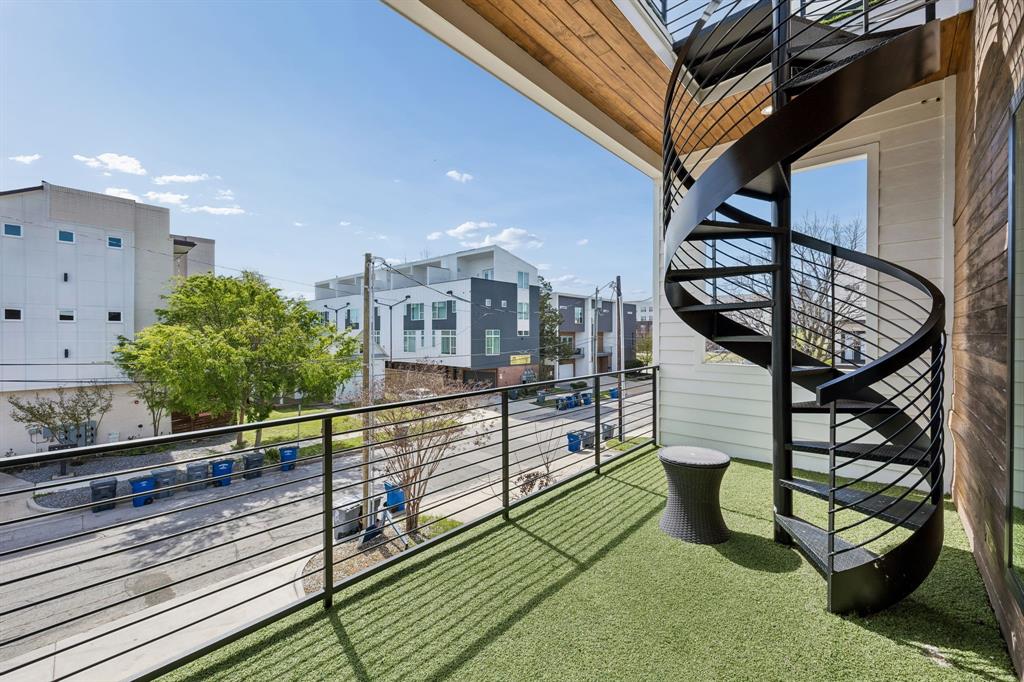 Ross Ave - Residential