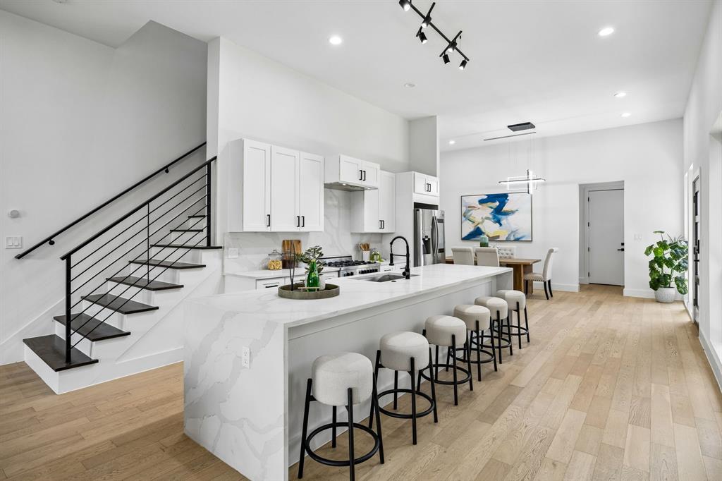 Ross Ave - Residential