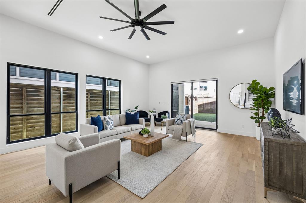 Ross Ave - Residential