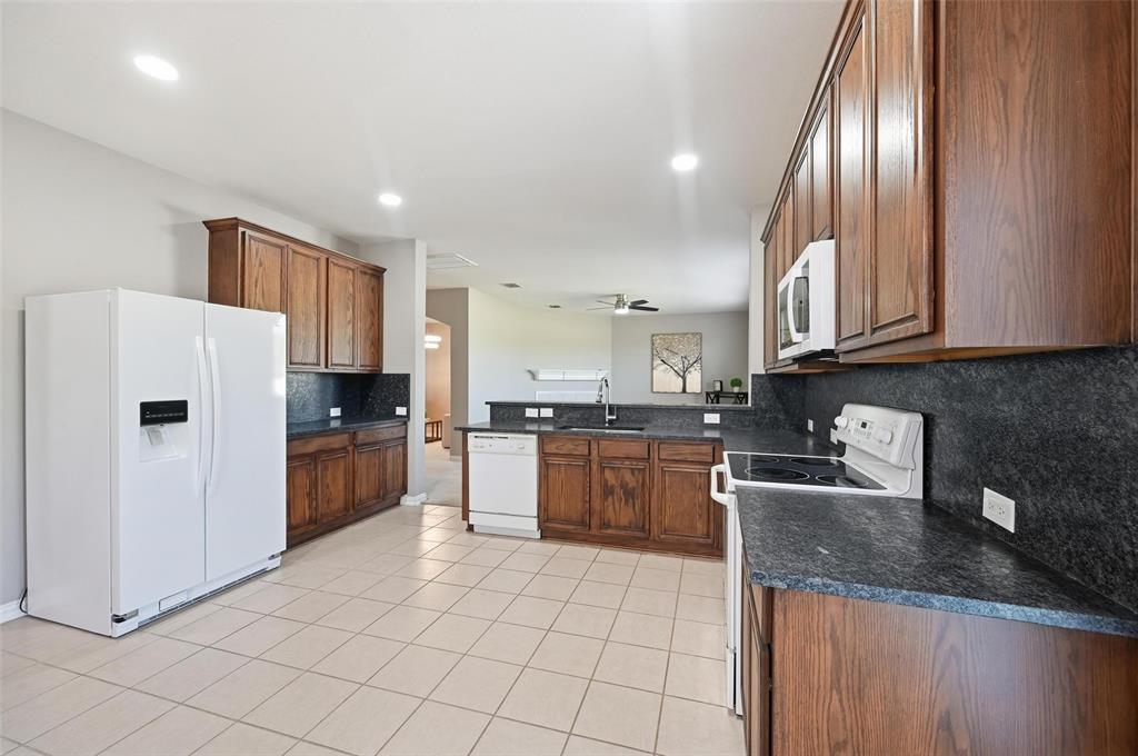 Island At Enchanted Bay The - Residential